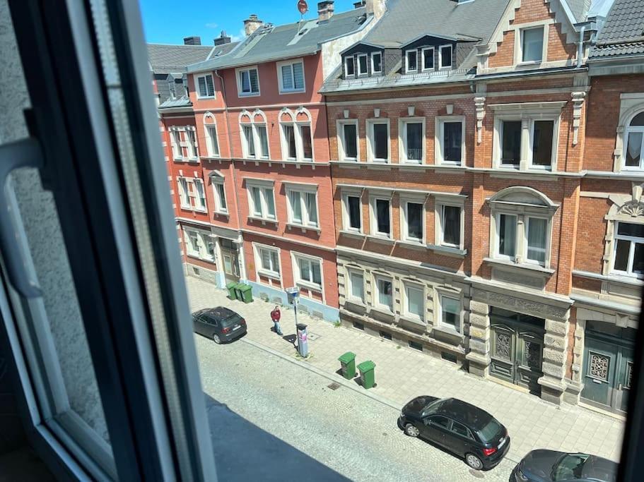 Schoenes City-Apartment Im Zentrum Mit Balkon 霍夫 外观 照片